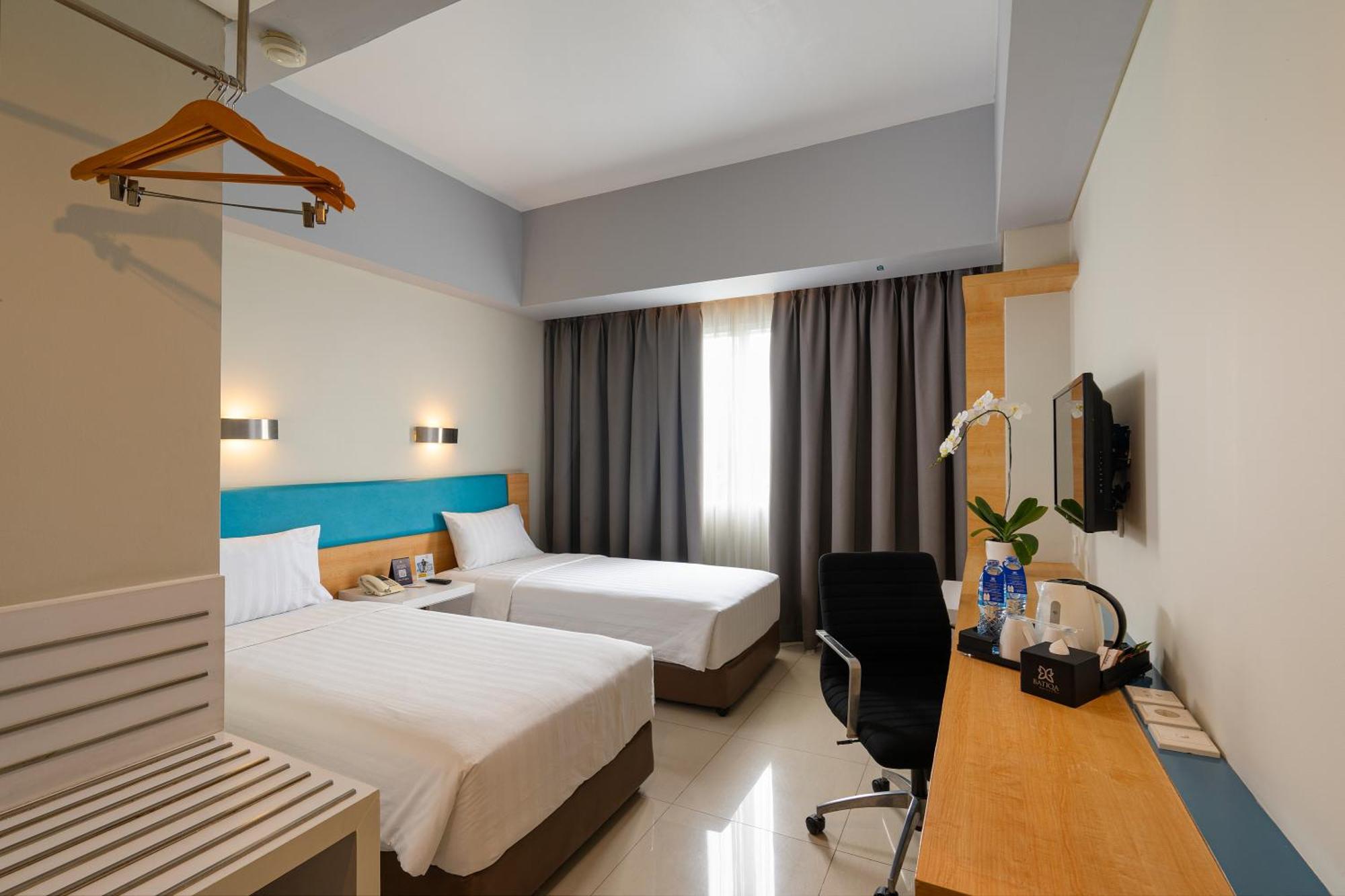 Batiqa Hotel & Apartments Караванг Экстерьер фото