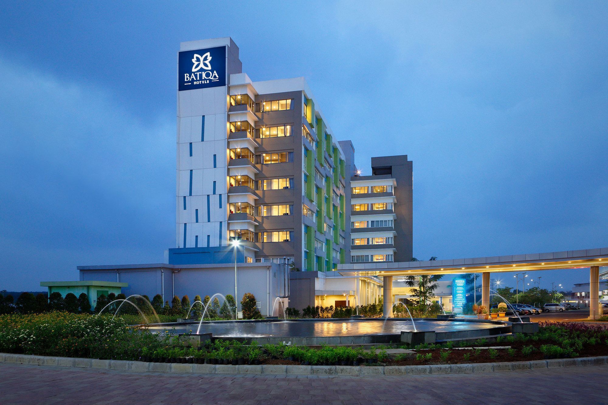 Batiqa Hotel & Apartments Караванг Экстерьер фото